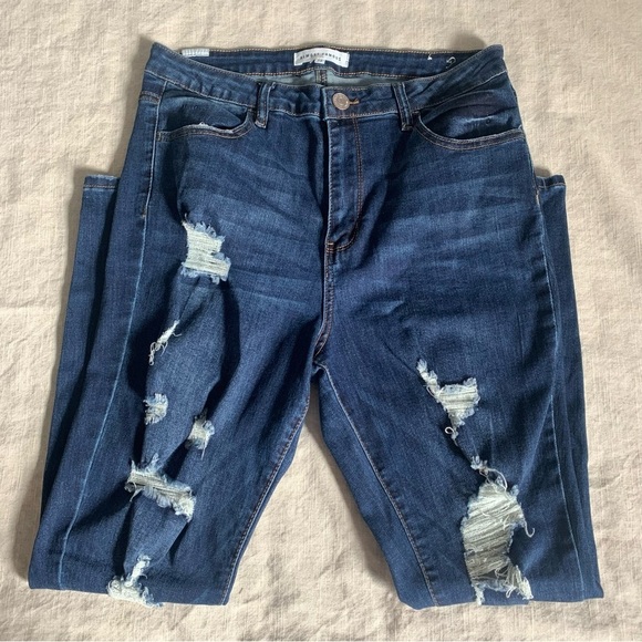 Women’s Almost Famous Ripped Skinny Jeans Ankle - Picture 12 of 13